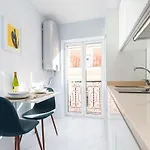 Perfect 1 Bedroom Very With Ac Lisboa