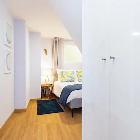 Perfect 1 Bedroom Very Central With Ac Apartman