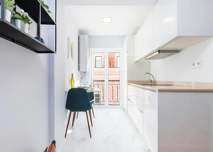 Perfect 1 Bedroom Very With Ac *